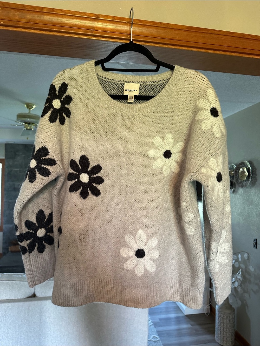 Light Gray Floral Crewneck Sweater with Black and White Daisies
